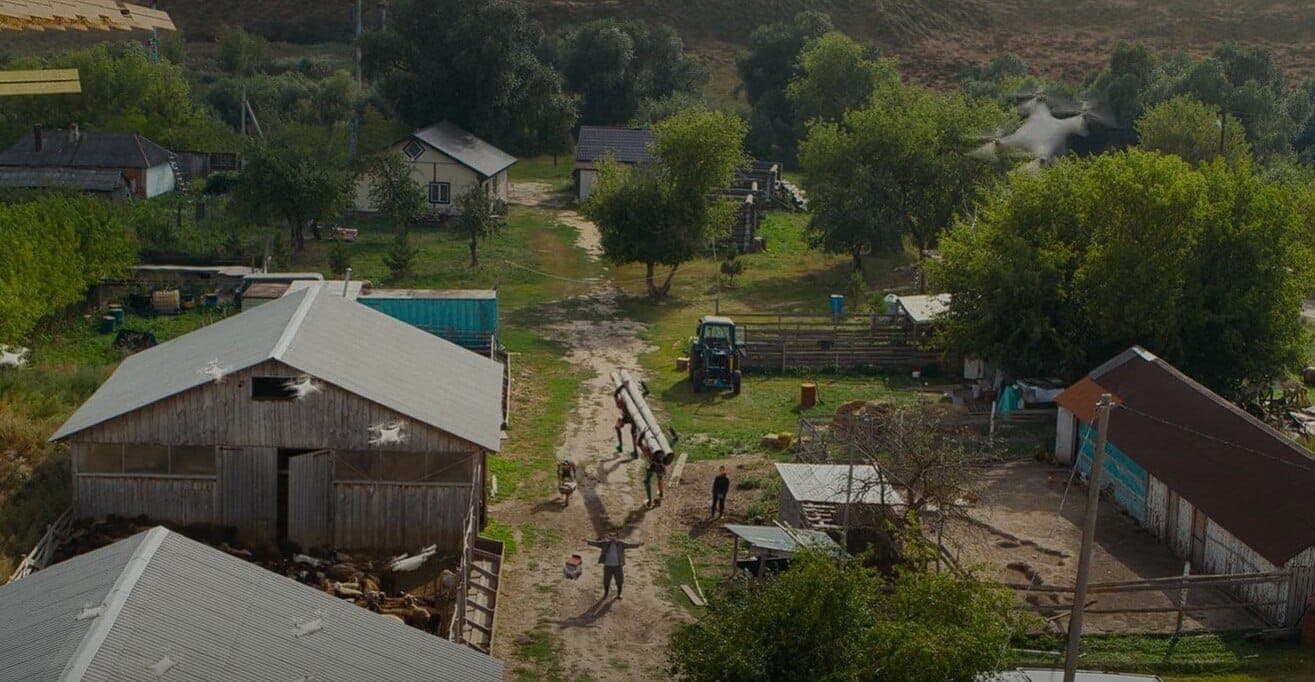 Привет фром Марс: из Кисьвы с любовью. Кадр из сериала «Кибердеревня», независимая кинокомпания «Место силы»