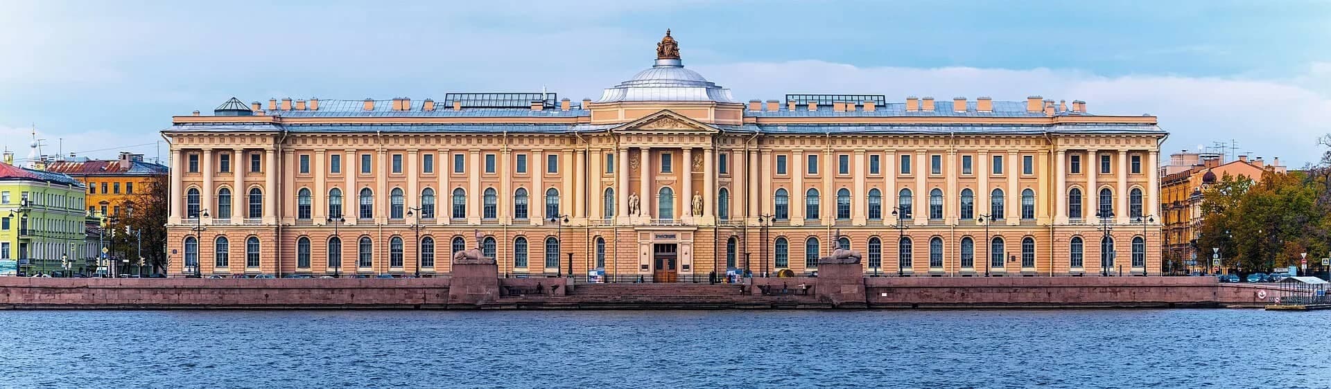 Российская академия художеств в Санкт-Петербурге. Фото: Alex 'Florstein' Fedorov