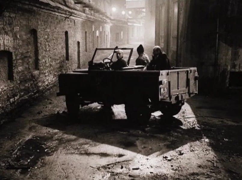 Кадр из фильма «Сталкер». Мосфильм, 1979 г.