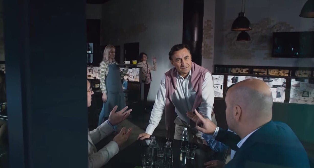 Кадр из фильма "О чем говорят мужчины", 2010, "Стрела"