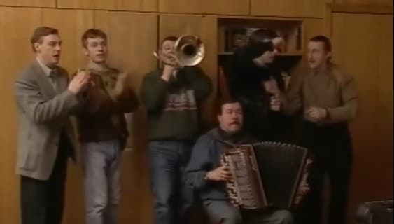 Позови меня с собой. Кадр из сериала "Улицы разбитых фонарей". 1995-2000, Русское видео-фильм