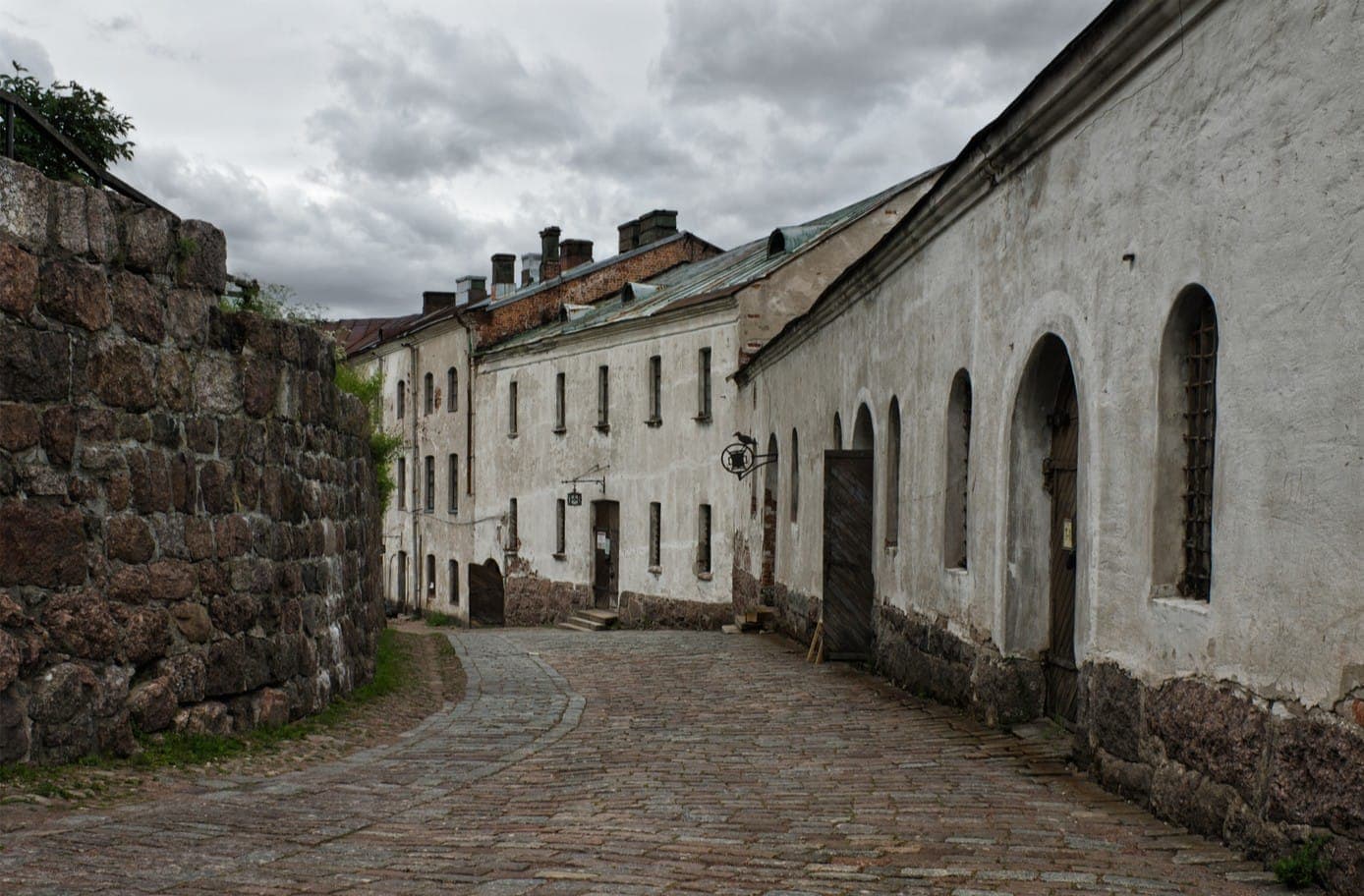 Идеальные декорации для страшной сказки. Фото: 