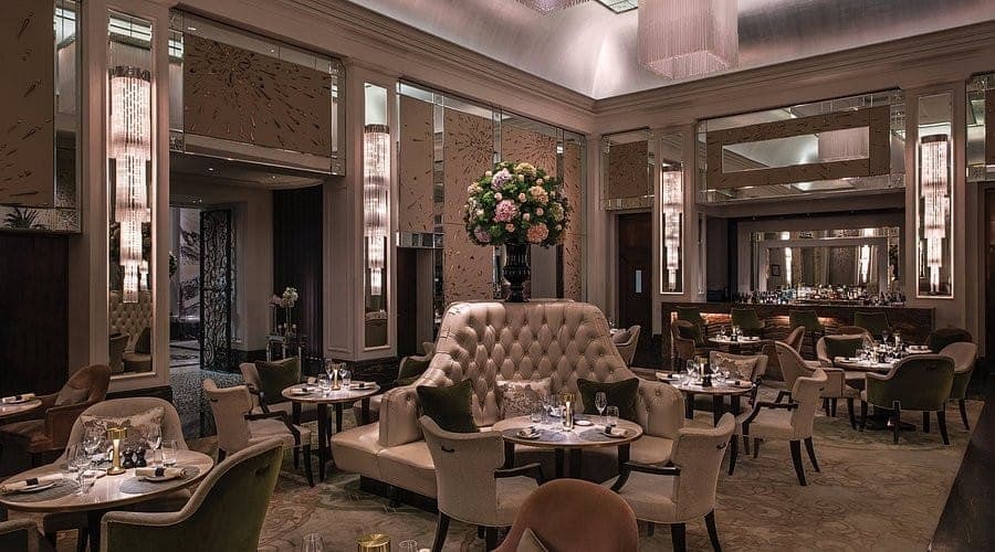 Роскошный Palm Court. Интерьер полностью соответствует уровню таланта Конан Дойла. Фото: tripadvisor.ru