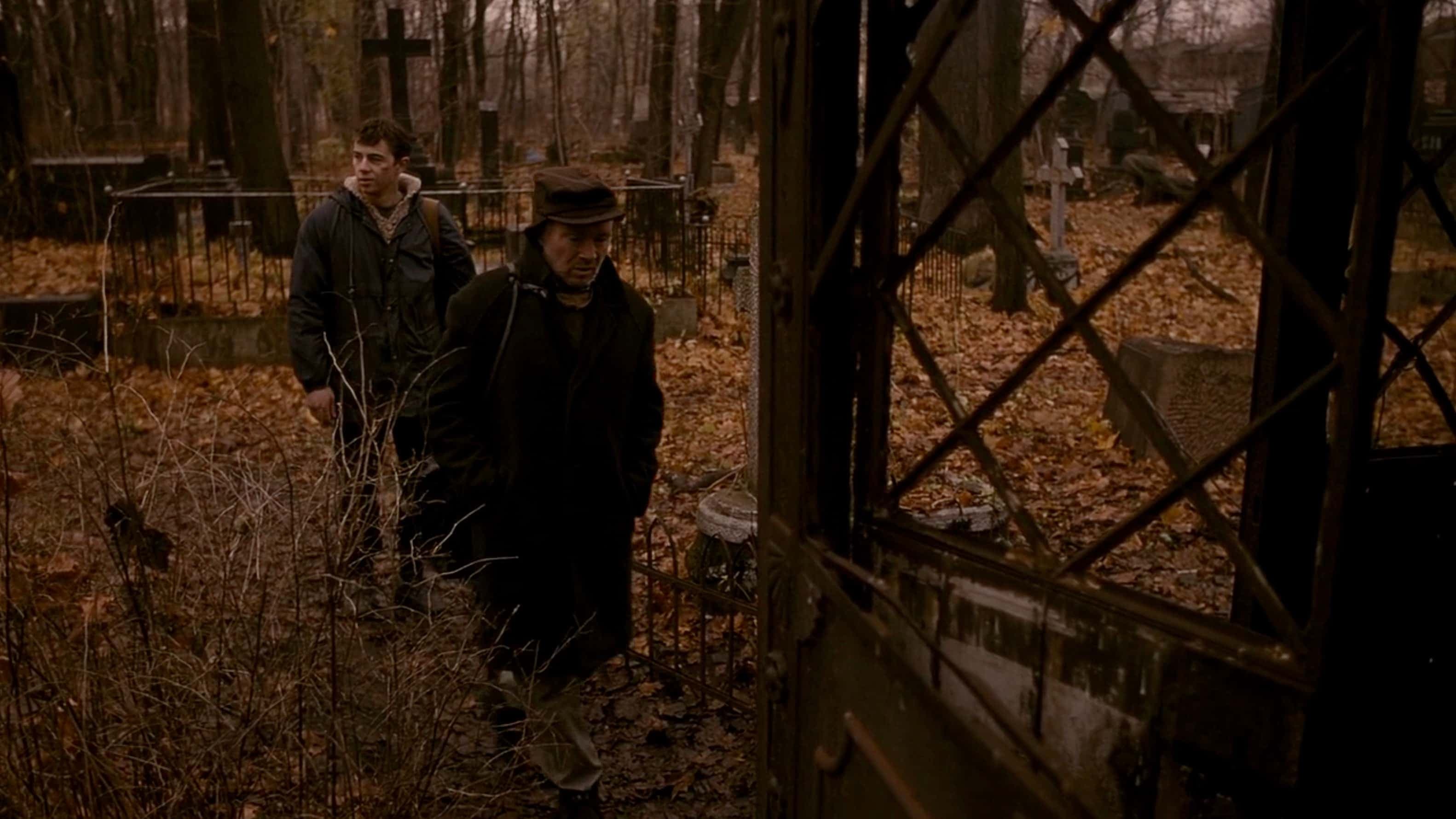 Роль «Немца», который живёт на кладбище, сыграл актёр Юрий Кузнецов