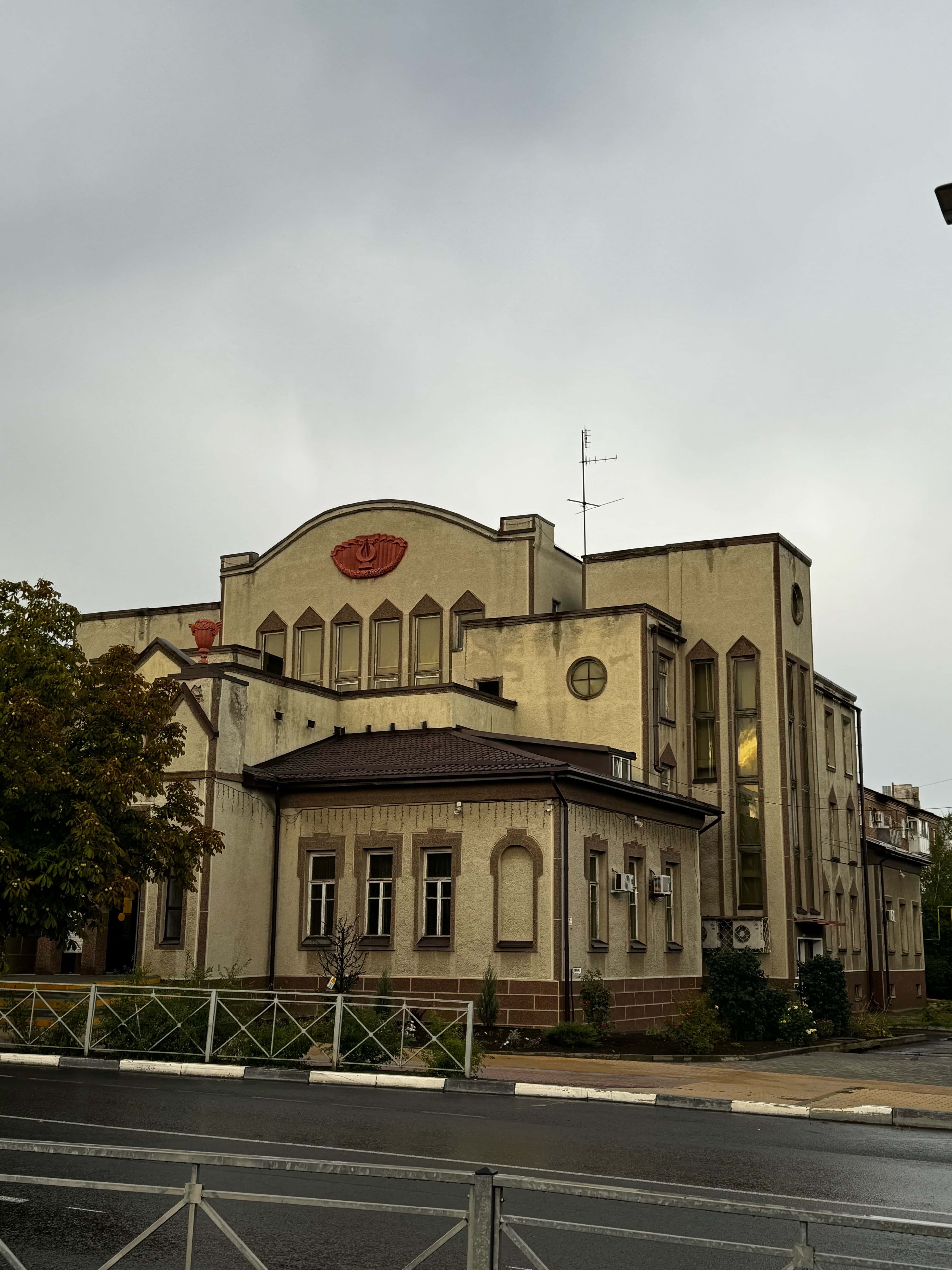 Детская музыкальная школа в Новошахтинске. Фото: Яндекс Карты.