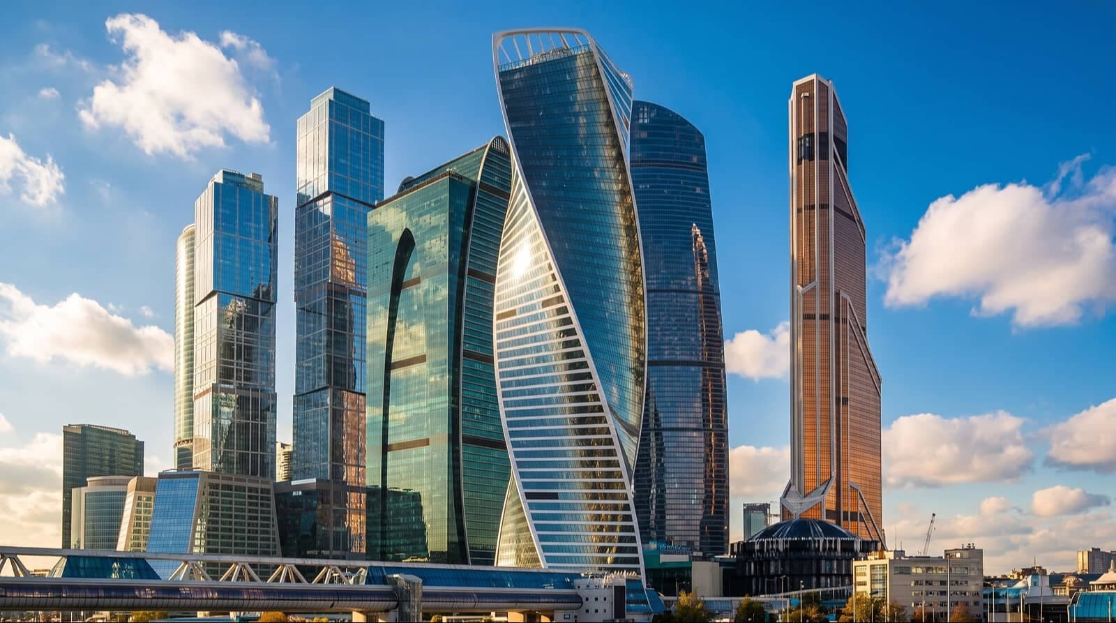 Москва-Сити сейчас. А во время "Хардкора" она еще не была достроена. Фото: РБК