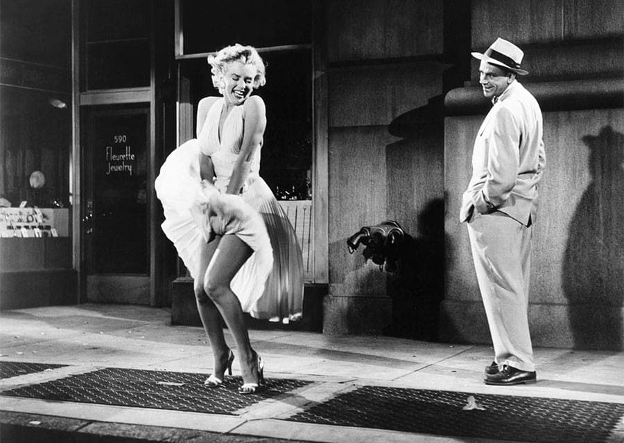 Мэрилин Монро и Том Юэлл на съемках фильма "Зуд седьмого года". Photo by Sunset Boulevard/Corbis via Getty Images
