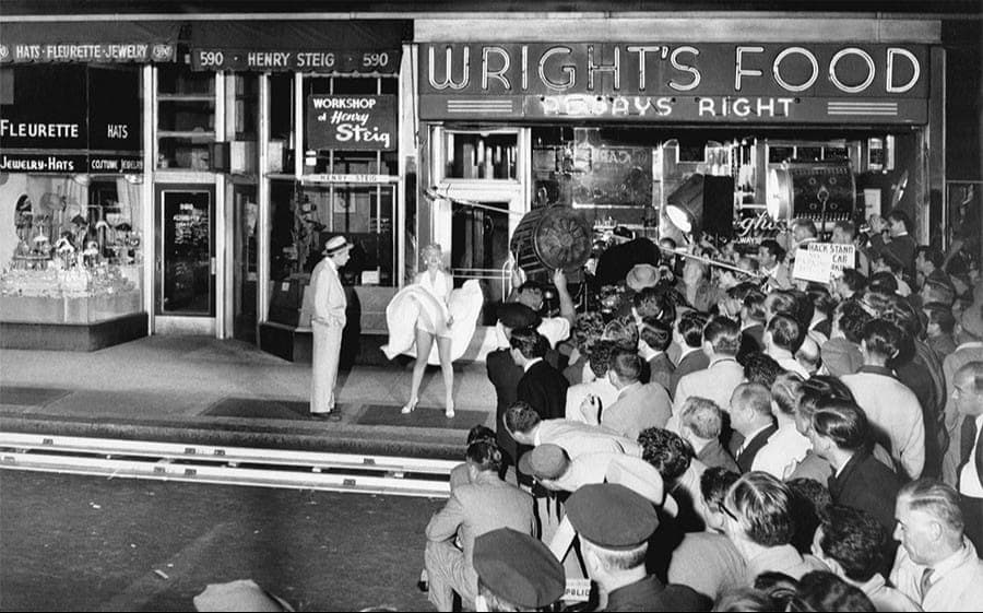 На съемках. Photo by Sunset Boulevard/Corbis via Getty Images