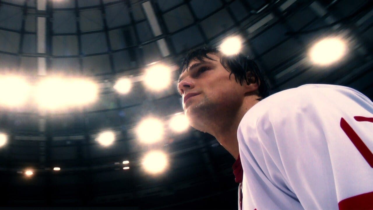 Кадр из фильма «Легенда №17». Канал Россия