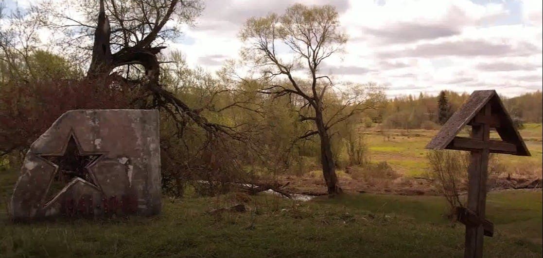 Декорации, оставленные в селе Бабье по просьбе местных жителей