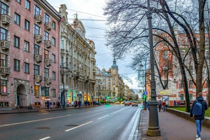 Фасады - действительно прямиком из 19 века. Фото: liveinternet.ru