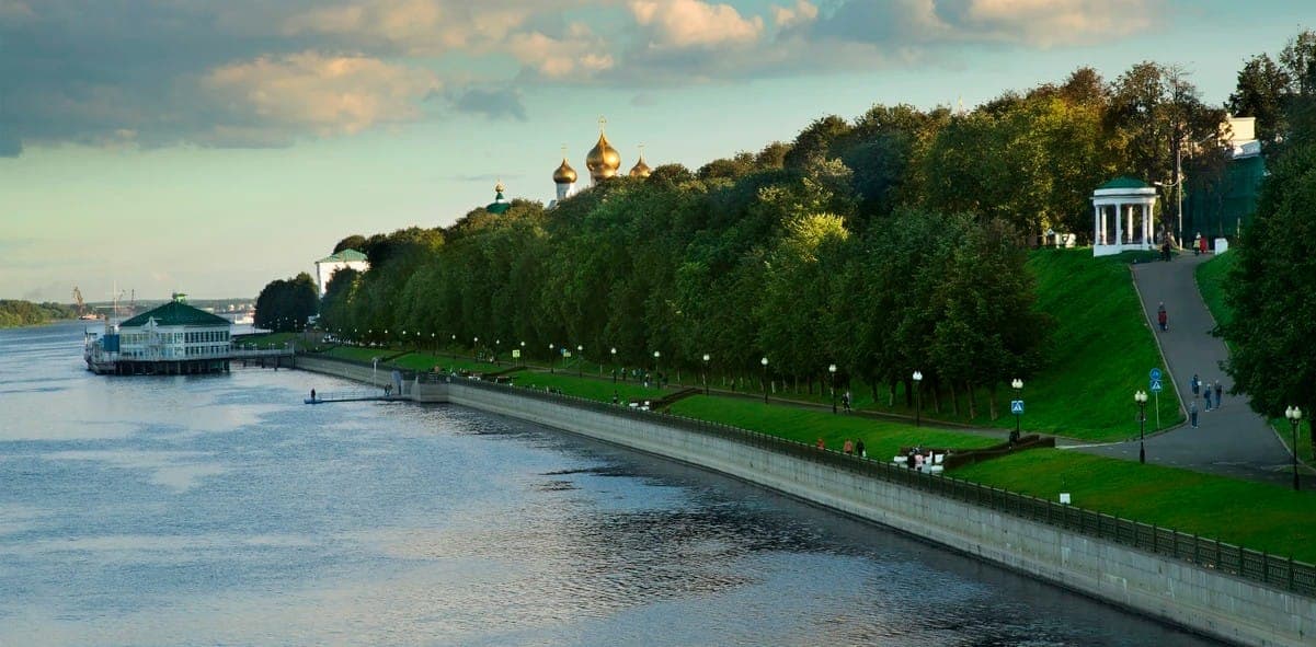 Излюбленное место прогулок ярославцев в хорошую погоду. Фото: 