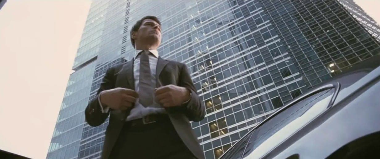 На фоне Башни. Кадр из фильма "ДухLess", 2011, Кинослово, Art Pictures Group, Universal Pictures