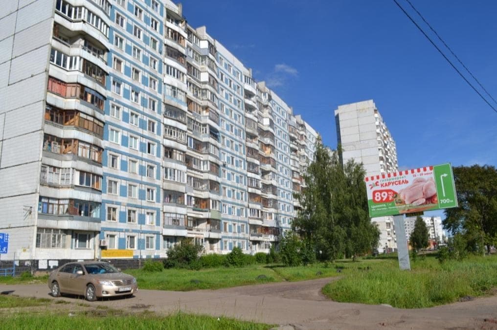 Вот такая карусель. Брагино, Ленинградский проспект - место жительства главных героев. Фото: ЯНдекс.Карты
