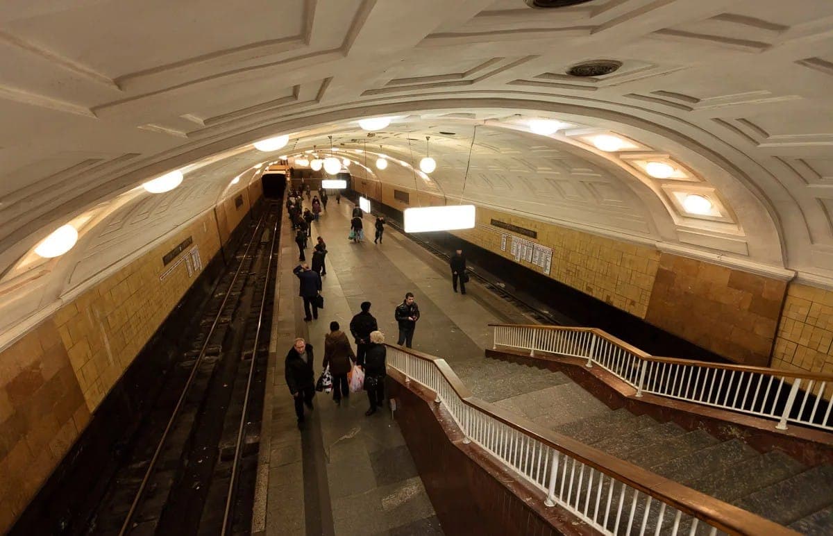 Станция "Библиотека Ленина" в реальности. Фото: metrowalks
