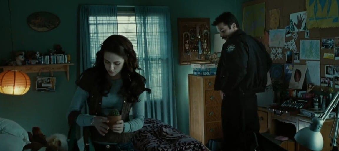 Комната Беллы в фильме. Кадр из фильма "Сумерки", 2008, Temple Hill Entertainment, Maverick Films/Imprint Entertainment