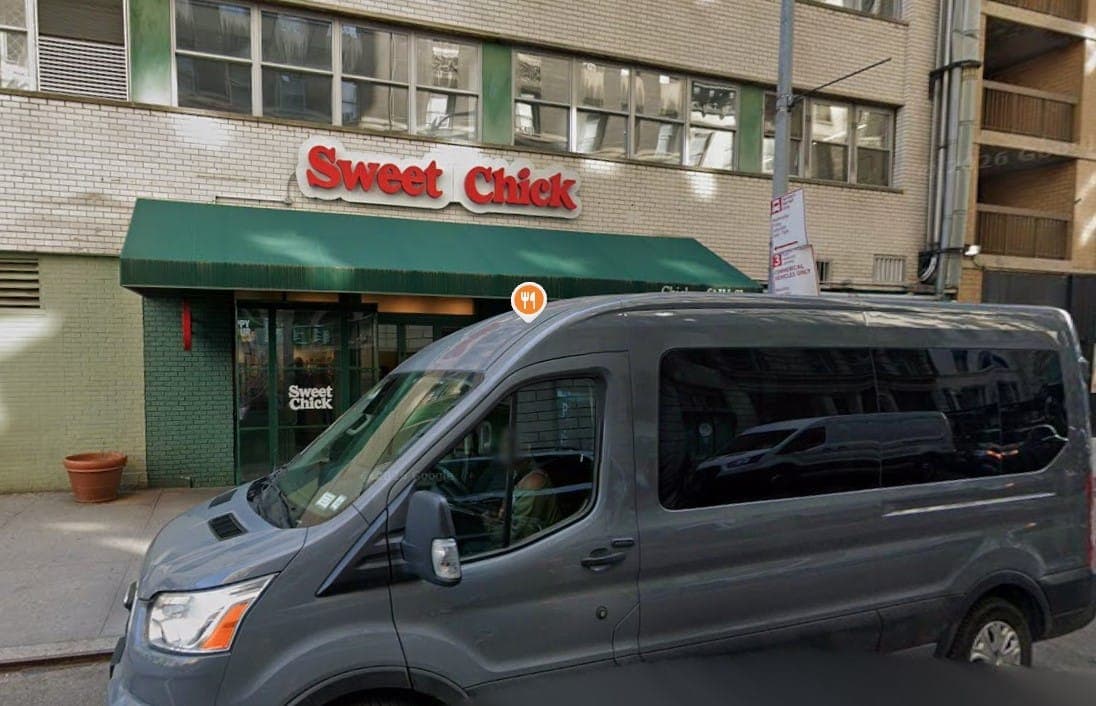 Сегодня заведение называется "Сладкая Курочка". Фото: Google Maps