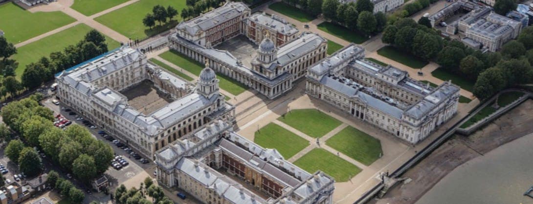 Старый Королевский военно-морской колледж. Вид с высоты птичьего полета. Источник: londonpass.com