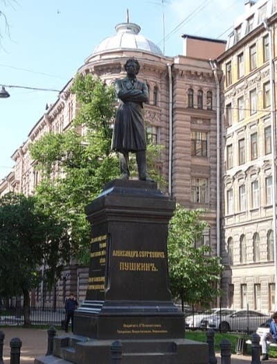 Памятник Пушкину на улице его же имени. Фото: Anastasia Galyamicheva
