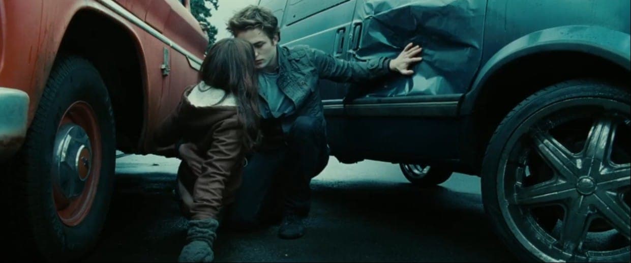 Кадр из фильма "Сумерки", 2008, Temple Hill Entertainment, Maverick Films/Imprint Entertainment