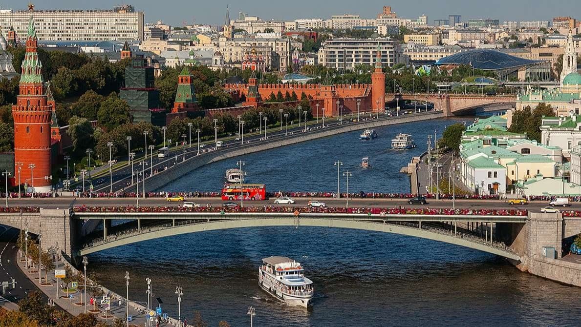 Вид с высоты на акваторию Москвы-реки. Фото из открытых источников