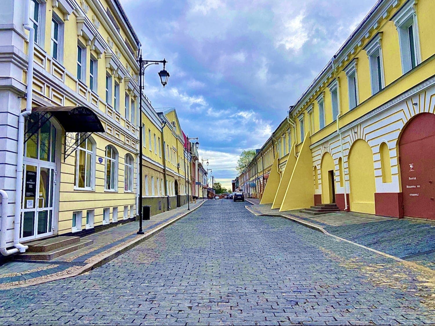 Кожевенная улица - пешеходная. Фото: irecommend.ru