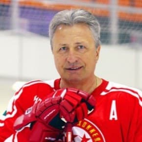 Александр Якушев, Хоккеист, участник Суперсерии СССР — Канада 1972 года